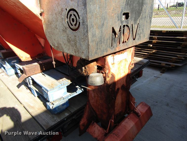 image for item GQ9184 Spreader