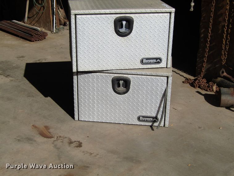 image for item GQ9187 (2) toolboxes