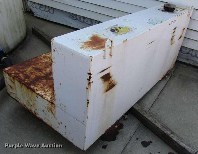 image for item GQ9189 Delta 180000 fuel tank