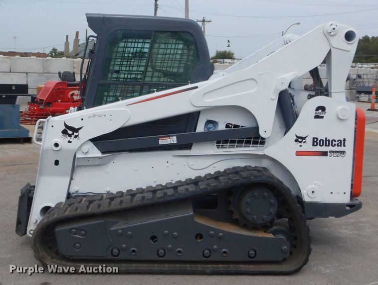 image for item GR9810 2016 Bobcat T870  tracked skid steer loader