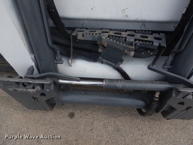 image for item GR9810 2016 Bobcat T870  tracked skid steer loader