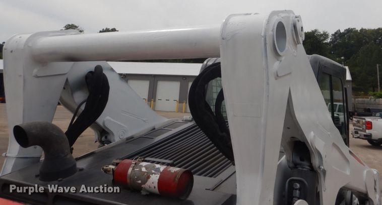 image for item GR9810 2016 Bobcat T870  tracked skid steer loader