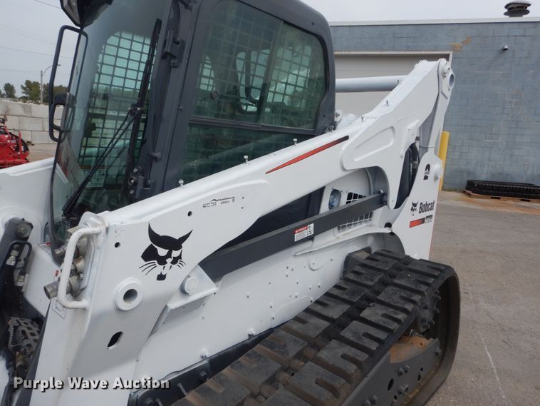 image for item GR9810 2016 Bobcat T870  tracked skid steer loader