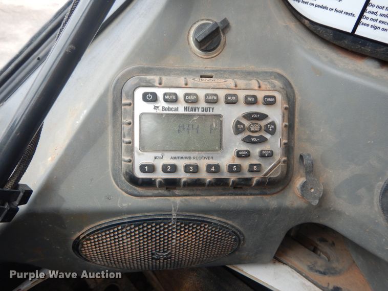 image for item GR9810 2016 Bobcat T870  tracked skid steer loader