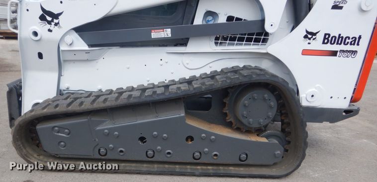 image for item GR9810 2016 Bobcat T870  tracked skid steer loader