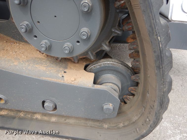 image for item GR9810 2016 Bobcat T870  tracked skid steer loader