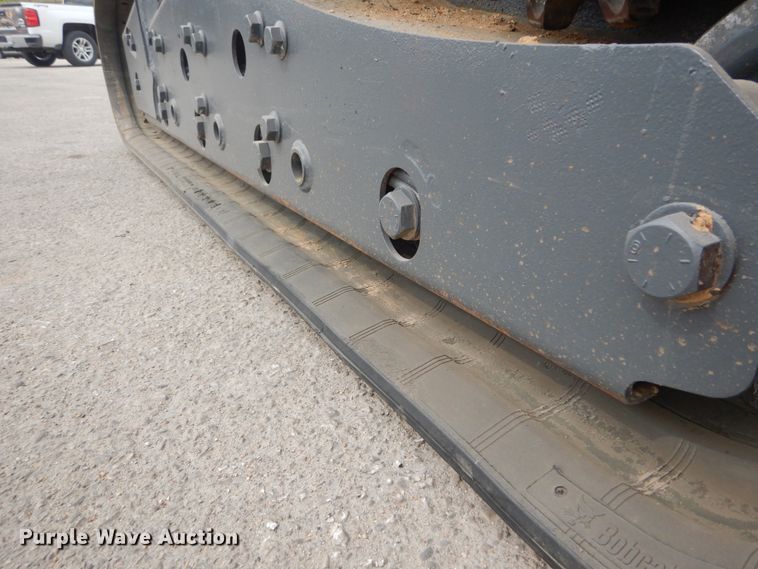 image for item GR9810 2016 Bobcat T870  tracked skid steer loader