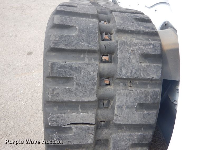 image for item GR9810 2016 Bobcat T870  tracked skid steer loader