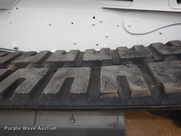 image for item GR9810 2016 Bobcat T870  tracked skid steer loader