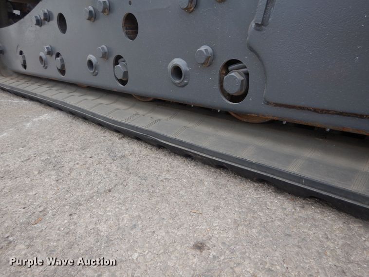 image for item GR9810 2016 Bobcat T870  tracked skid steer loader