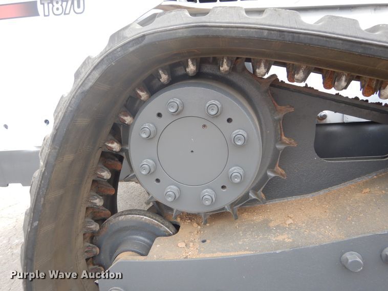 image for item GR9810 2016 Bobcat T870  tracked skid steer loader