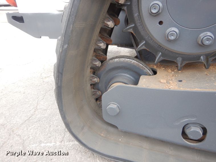 image for item GR9810 2016 Bobcat T870  tracked skid steer loader