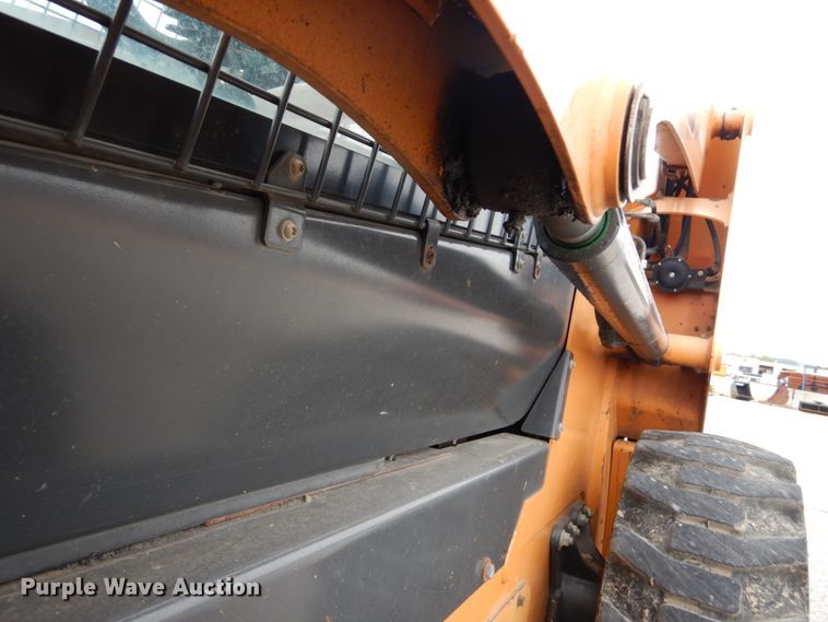 image for item GR9828 2012 Case SR220  skid steer loader