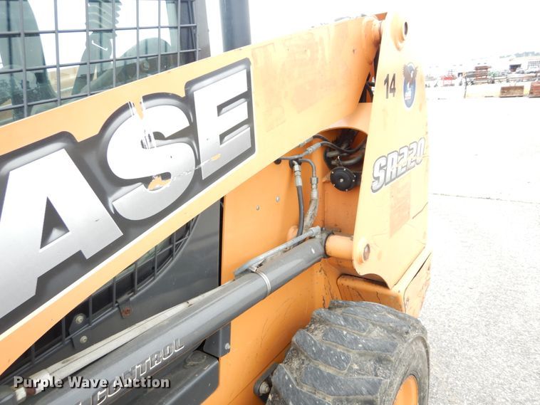 image for item GR9828 2012 Case SR220  skid steer loader