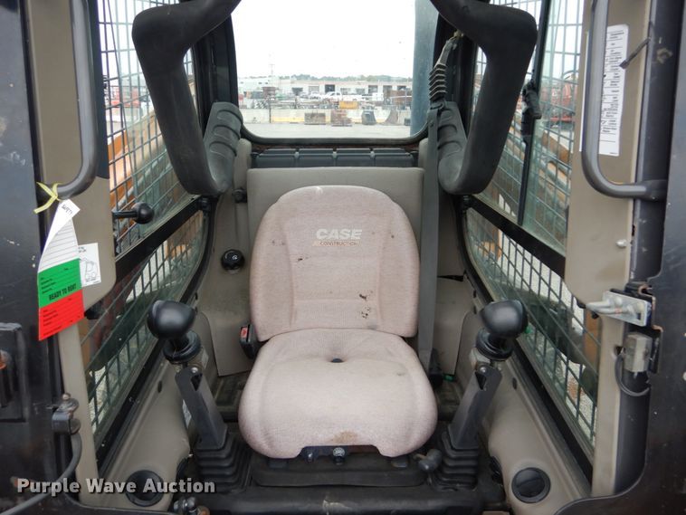 image for item GR9828 2012 Case SR220  skid steer loader