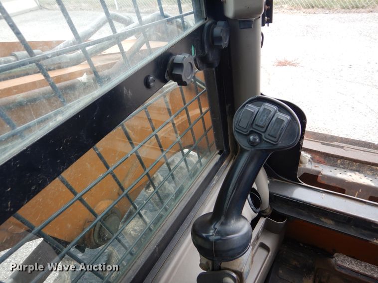 image for item GR9828 2012 Case SR220  skid steer loader