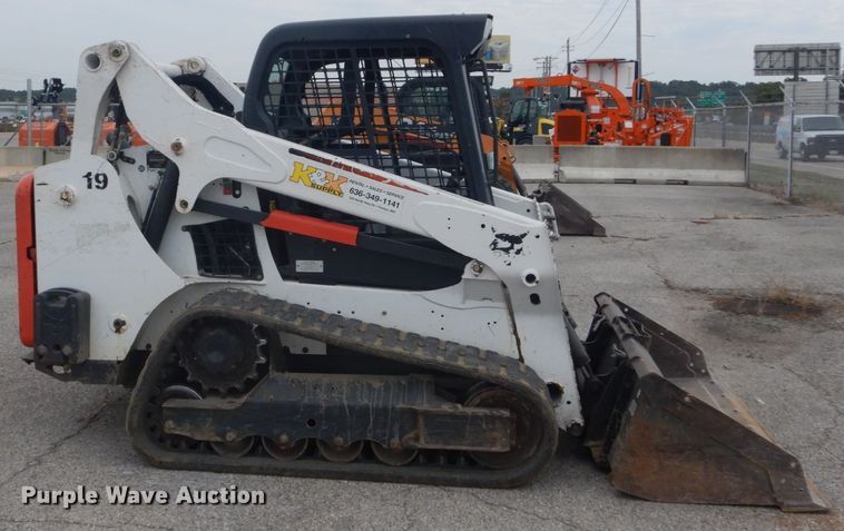 image for item GR9829 2016 Bobcat T595  tracked skid steer loader