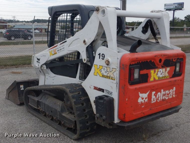 image for item GR9829 2016 Bobcat T595  tracked skid steer loader