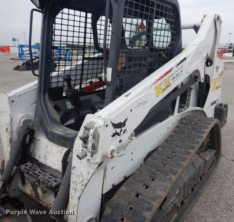 image for item GR9829 2016 Bobcat T595  tracked skid steer loader