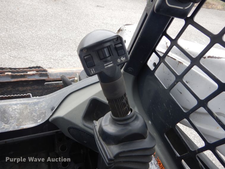 image for item GR9829 2016 Bobcat T595  tracked skid steer loader