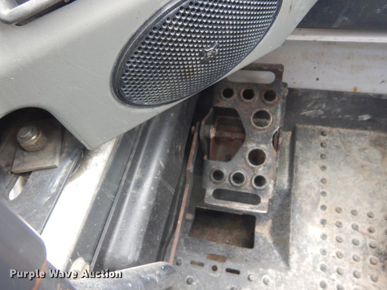 image for item GR9829 2016 Bobcat T595  tracked skid steer loader