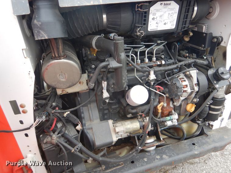 image for item GR9829 2016 Bobcat T595  tracked skid steer loader