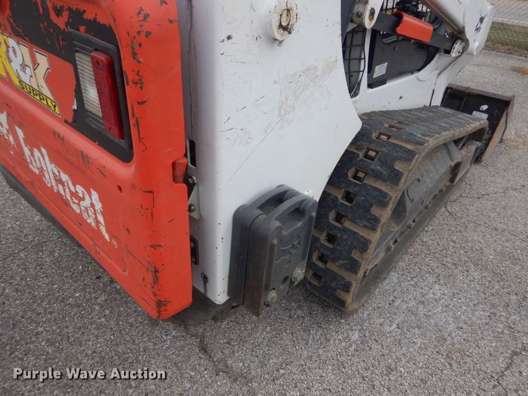 image for item GR9829 2016 Bobcat T595  tracked skid steer loader