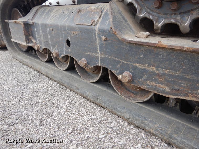 image for item GR9829 2016 Bobcat T595  tracked skid steer loader