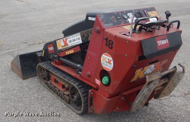 image for item GR9830 2016 Toro Dingo TX525  compact utility loader