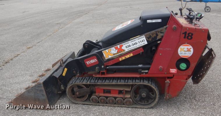 image for item GR9830 2016 Toro Dingo TX525  compact utility loader