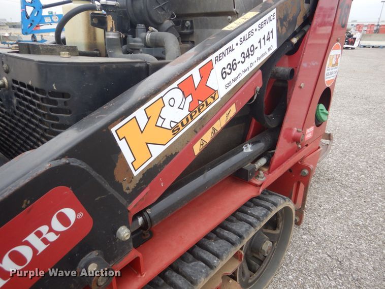 image for item GR9830 2016 Toro Dingo TX525  compact utility loader