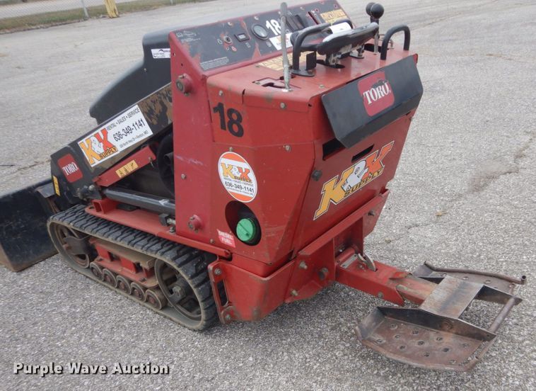image for item GR9830 2016 Toro Dingo TX525  compact utility loader