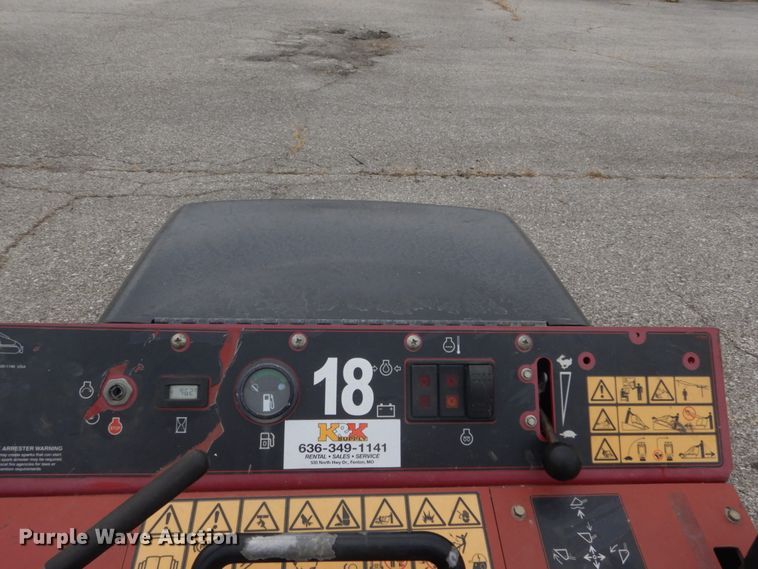 image for item GR9830 2016 Toro Dingo TX525  compact utility loader