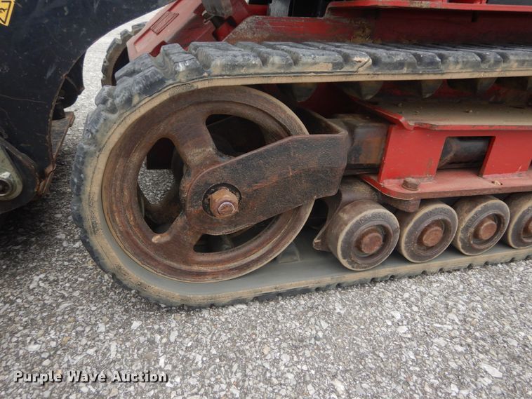 image for item GR9830 2016 Toro Dingo TX525  compact utility loader