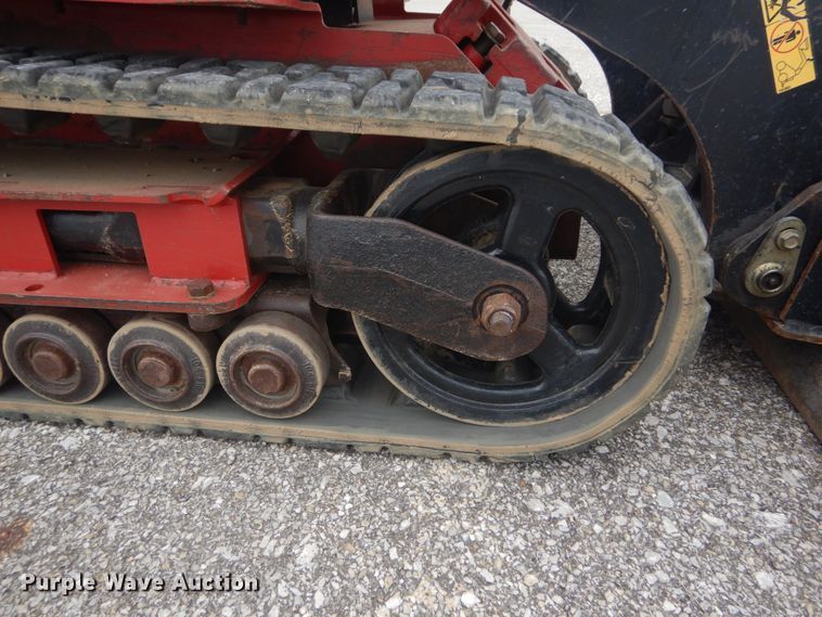 image for item GR9830 2016 Toro Dingo TX525  compact utility loader