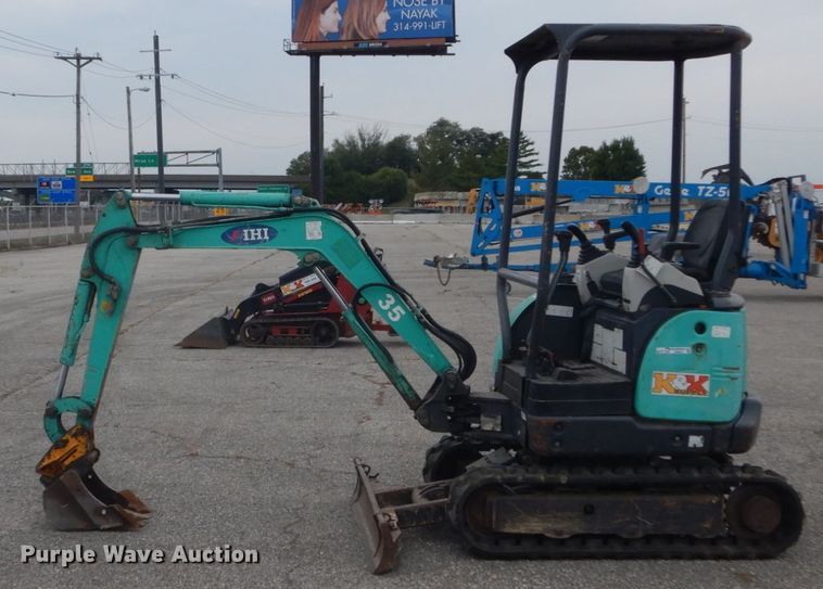 image for item GR9831 2014 IHI 17VX  mini excavator