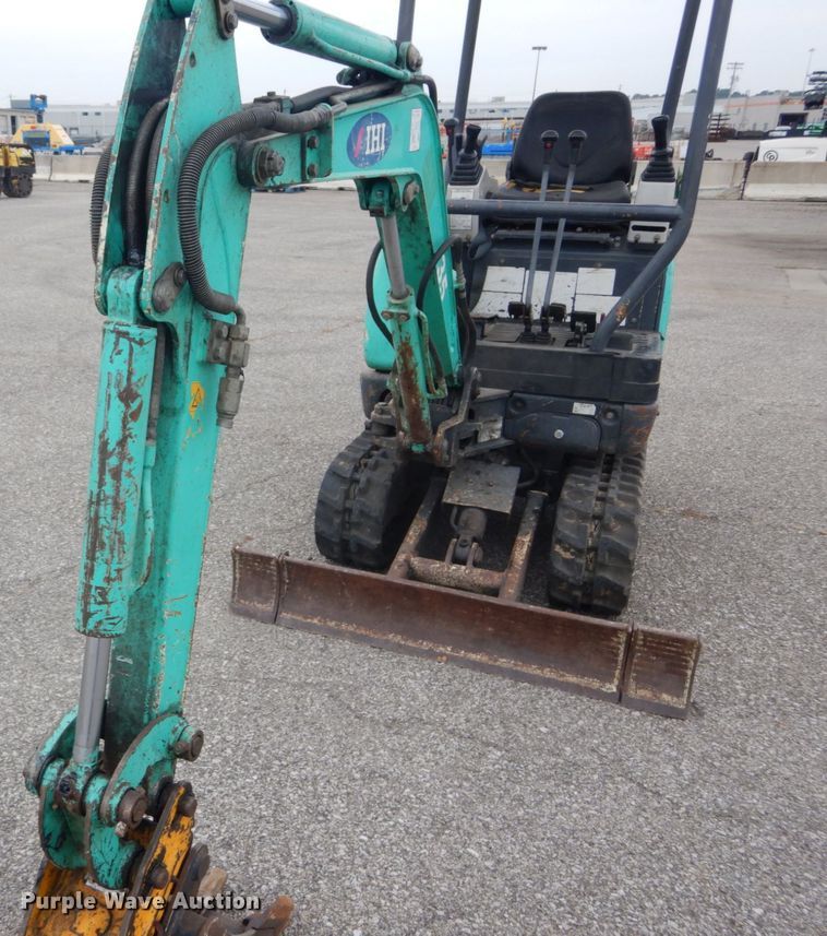image for item GR9831 2014 IHI 17VX  mini excavator