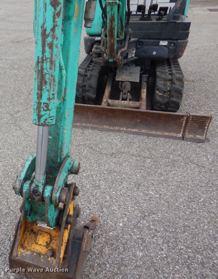 image for item GR9831 2014 IHI 17VX  mini excavator