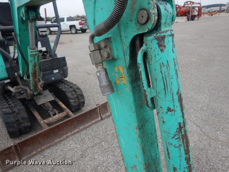 image for item GR9831 2014 IHI 17VX  mini excavator