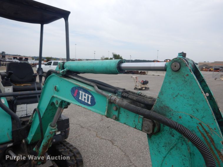 image for item GR9831 2014 IHI 17VX  mini excavator