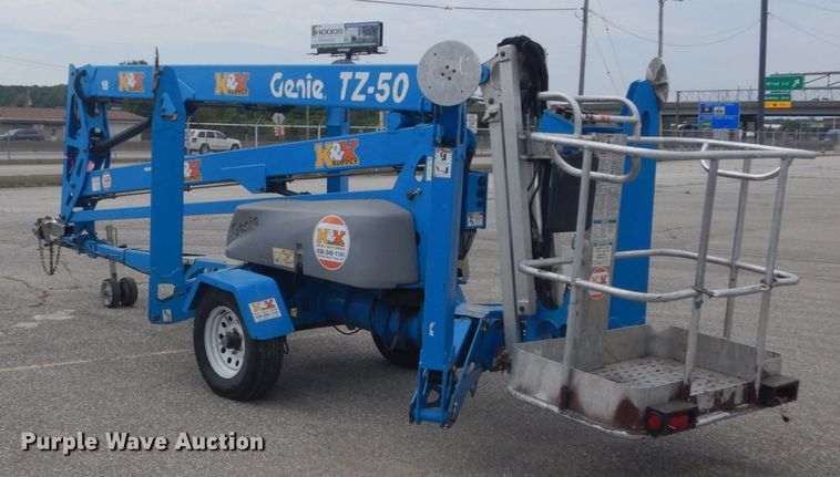 image for item GR9834 2014 Genie TZ-50  boom lift