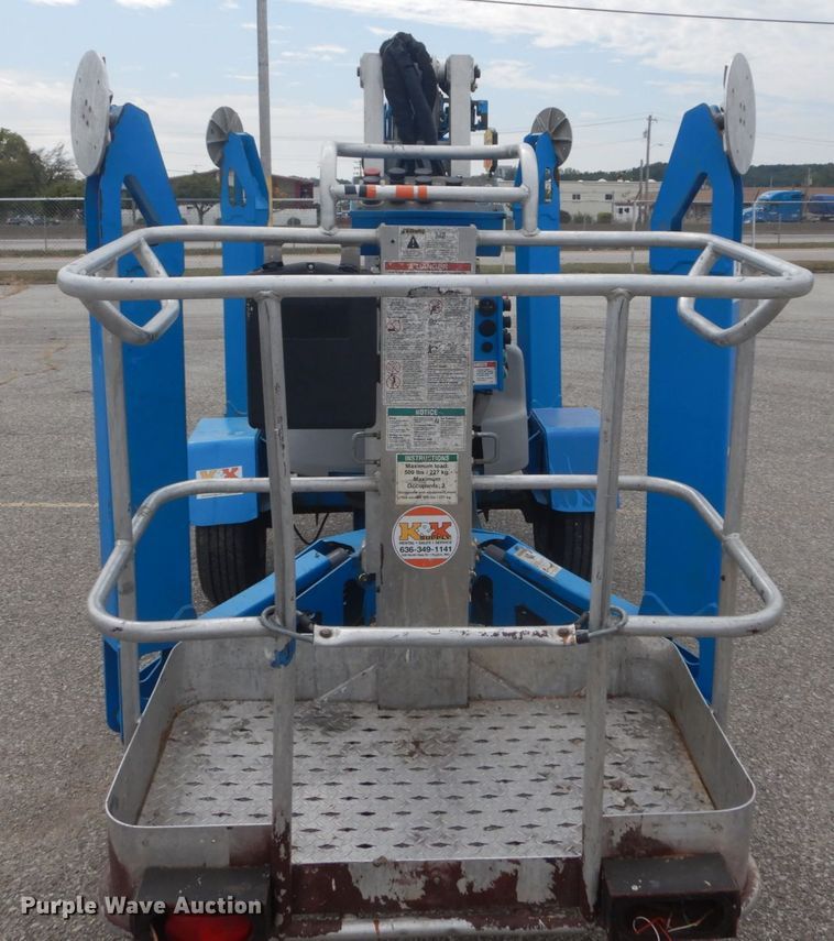 image for item GR9834 2014 Genie TZ-50  boom lift
