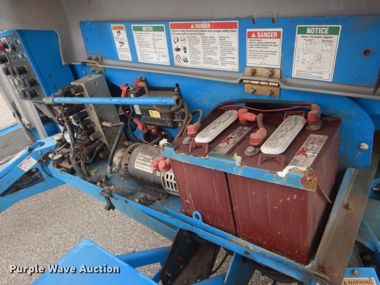 image for item GR9834 2014 Genie TZ-50  boom lift