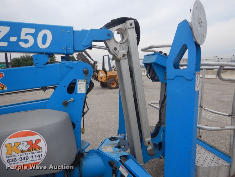image for item GR9834 2014 Genie TZ-50  boom lift