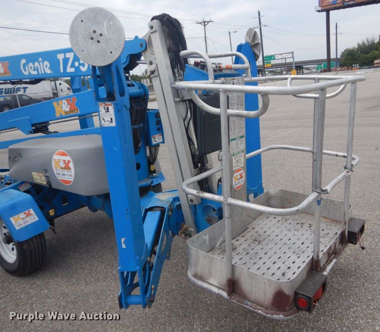 image for item GR9834 2014 Genie TZ-50  boom lift