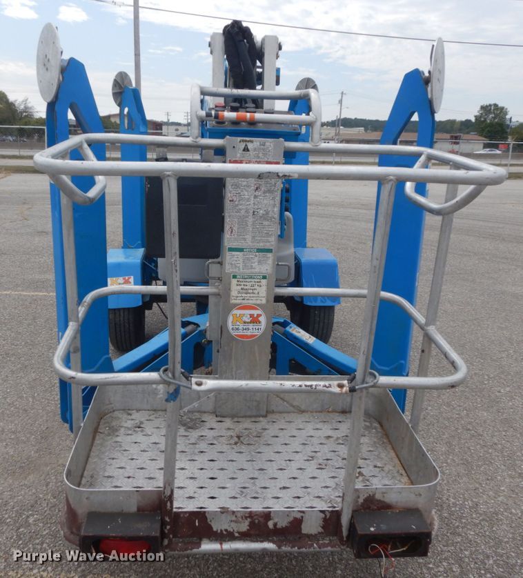 image for item GR9834 2014 Genie TZ-50  boom lift