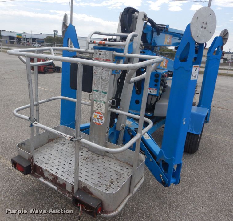 image for item GR9834 2014 Genie TZ-50  boom lift