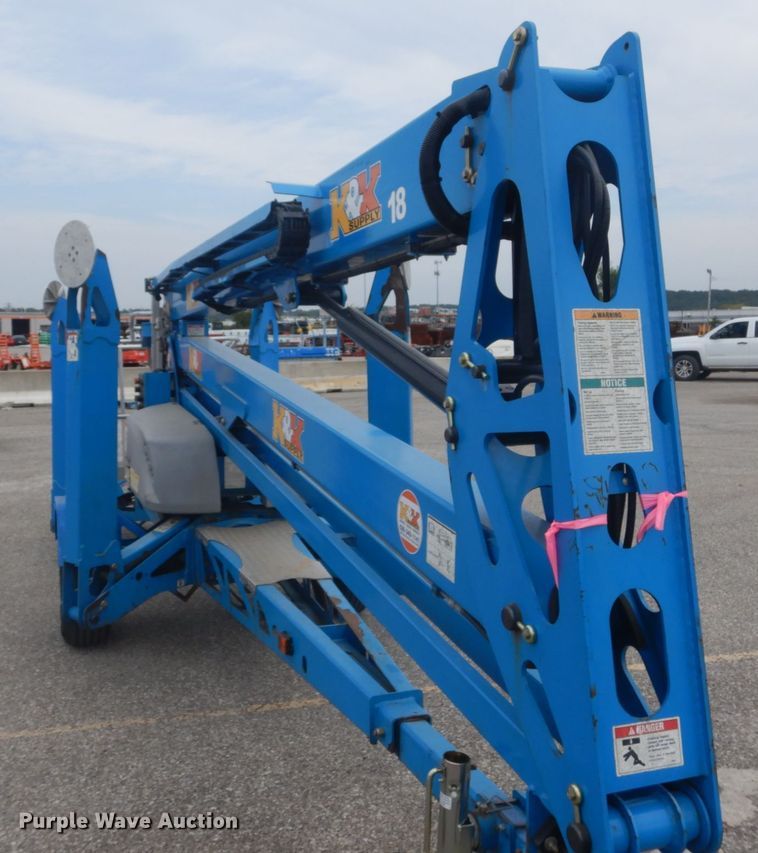 image for item GR9834 2014 Genie TZ-50  boom lift