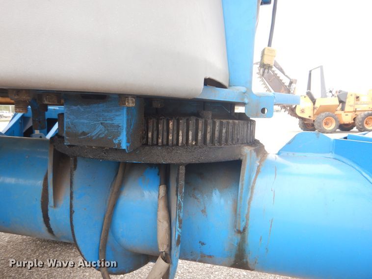 image for item GR9834 2014 Genie TZ-50  boom lift