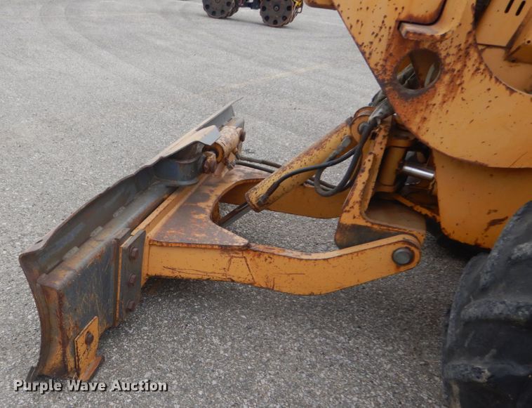 image for item GR9835 1999 Case 460  trencher